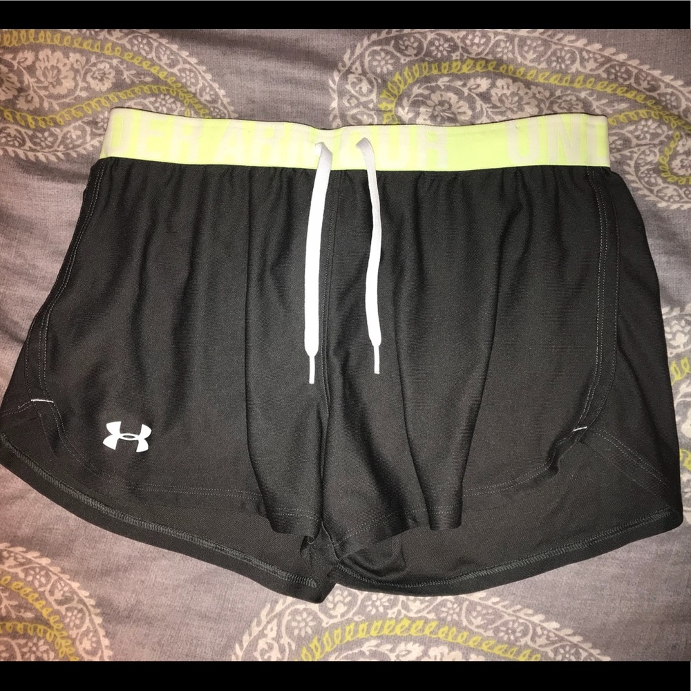 Small dark gray under armour shorts